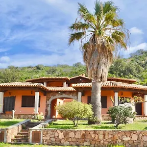 https://villette-coda-cavallo.in-sardinia.net